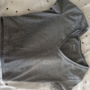 Grey cropped t shirt